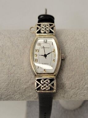 ▪︎Geneva Women's Watch